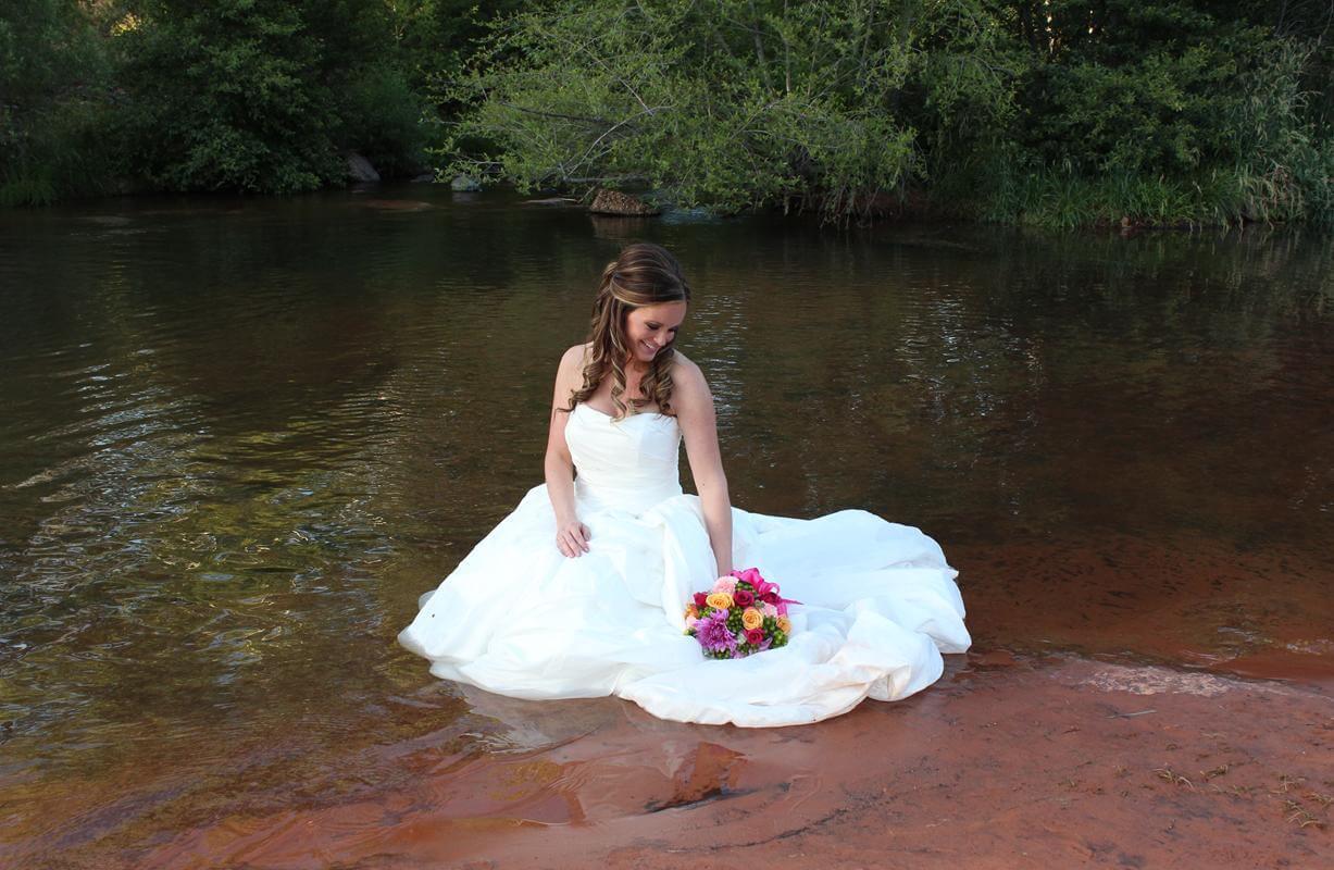 Oak Creek Bride Takes The Plunge