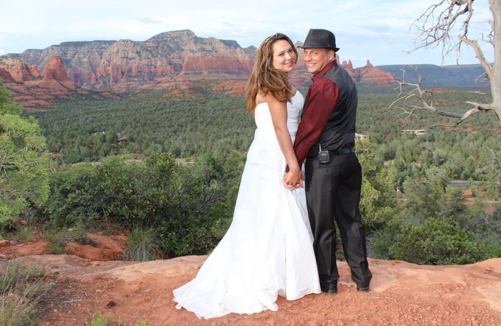 marriage-martisa-james-sedona-destination-weddings