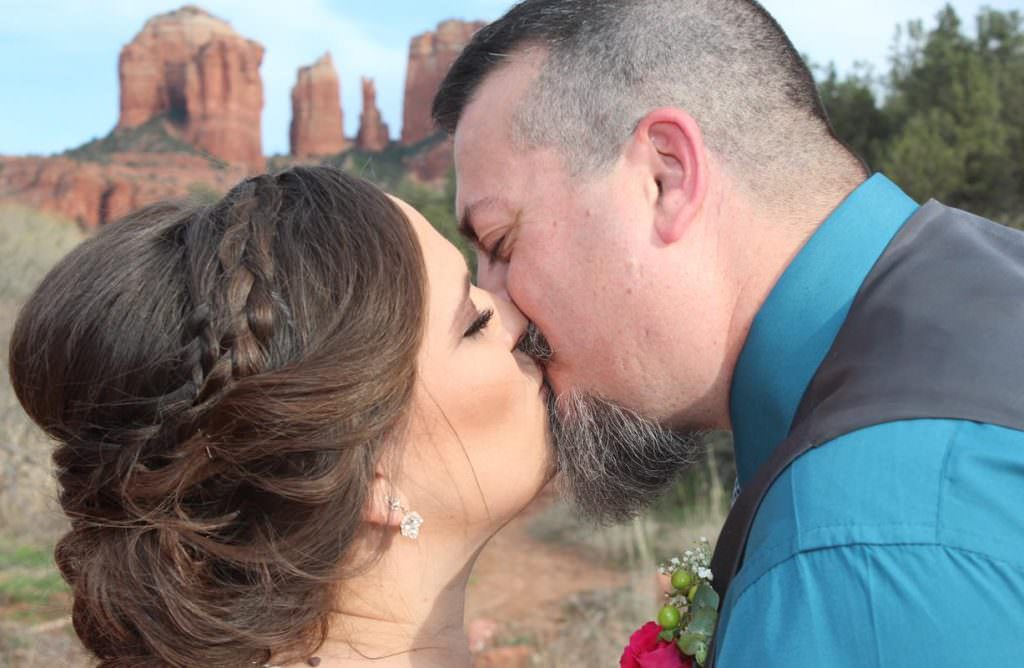 marriage-kelly-edward-sedona-destination-weddings