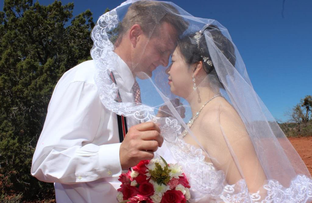 marriage-yuki-wesley-sedona-destination-weddings